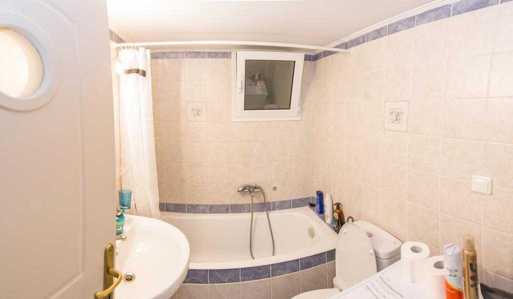 Gazi Area Close To Subway أثينا المظهر الخارجي الصورة